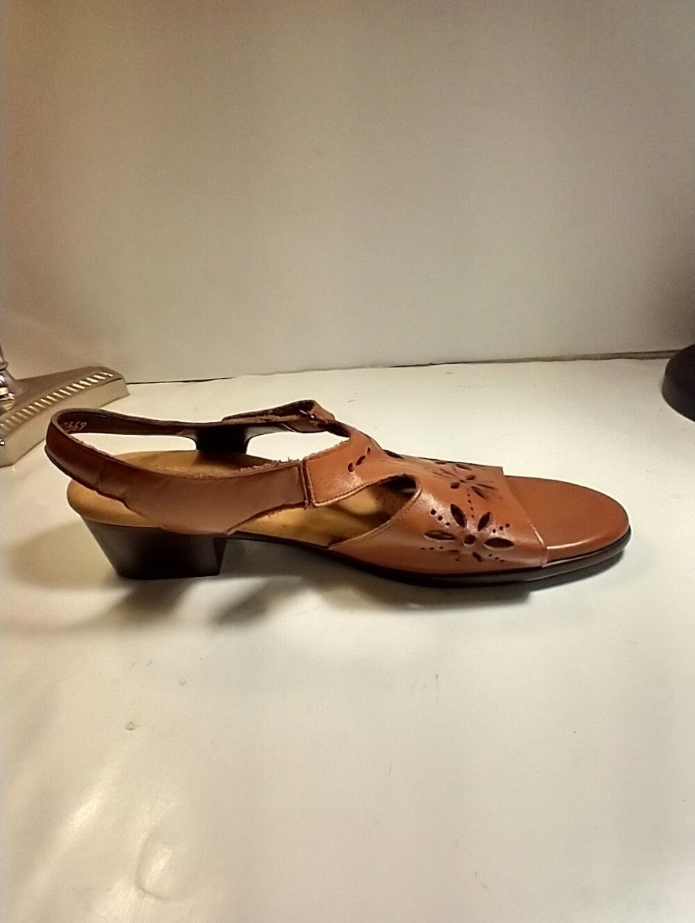 SAS Sunburst Tripad Comfort Chestnut Heel Strap Sandals Women's sz 11M. - Picture 7 of 10